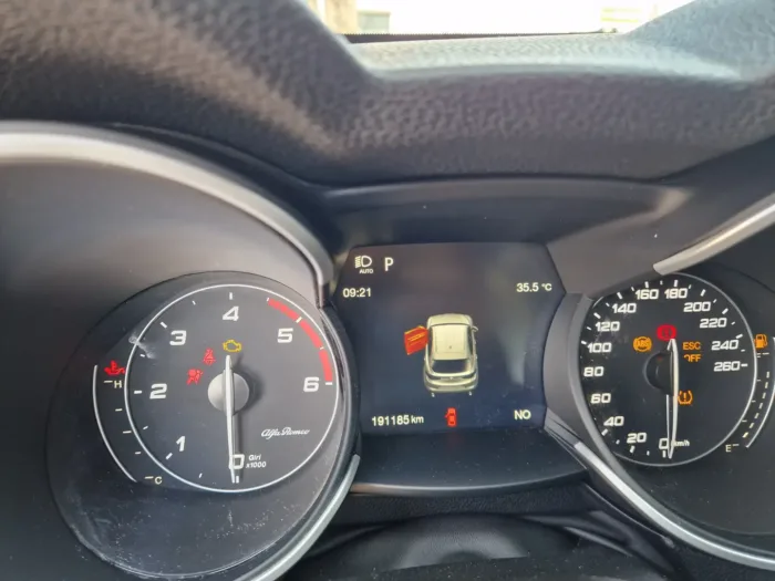 ALFA ROMEO STELVIO 2.2 t Business Q4 190cv auto -COMMERCIANTI- - immagine 6