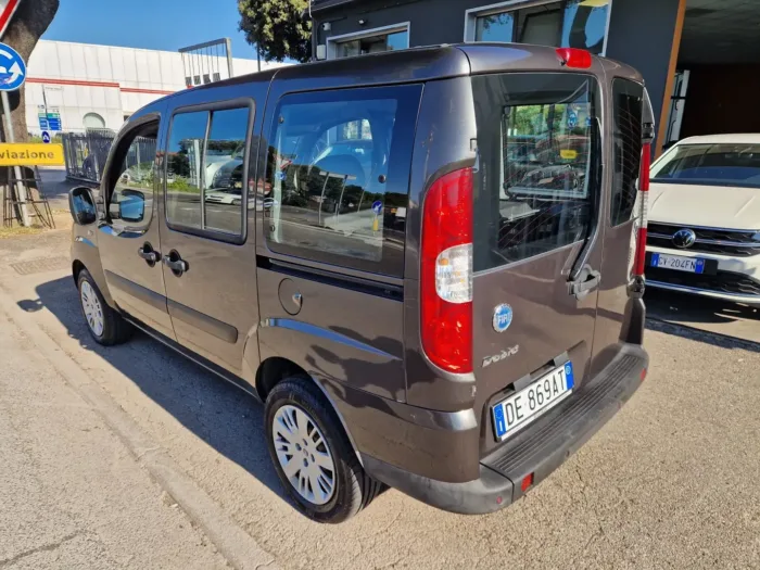 FIAT DOBLO' 1.3 mjt 16v Dynamic fap - immagine 3