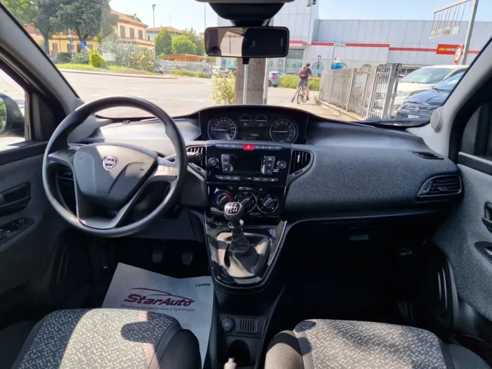LANCIA YPSILON 1.0 firefly hybrid Silver Plus s - immagine 8
