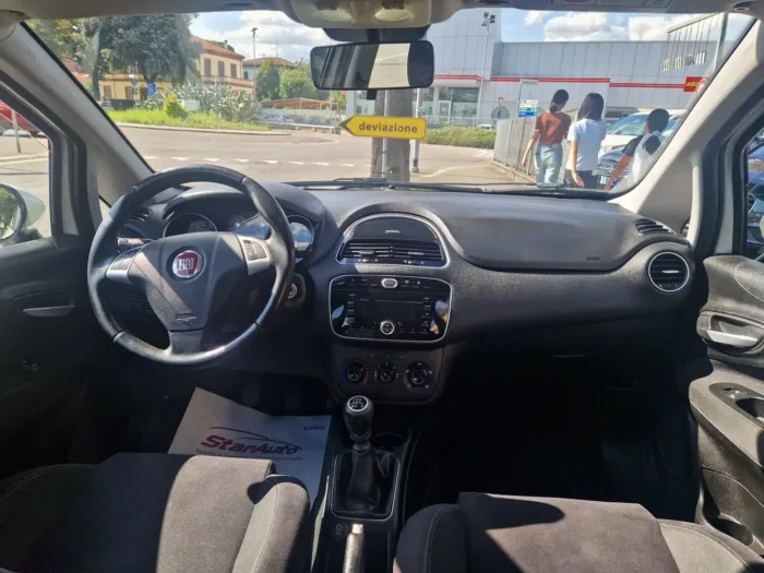 FIAT GRANDE PUNTO 5p 1.4 natural power Dynamic 77cv - immagine 6