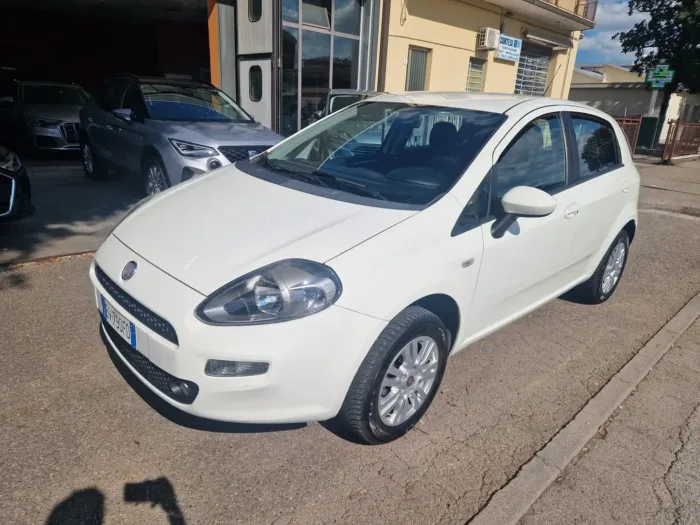 FIAT GRANDE PUNTO 5p 1.4 natural power Dynamic 77cv