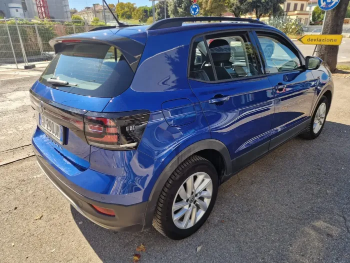 VOLKSWAGEN T-CROSS 1.6 tdi Style 95cv - immagine 3