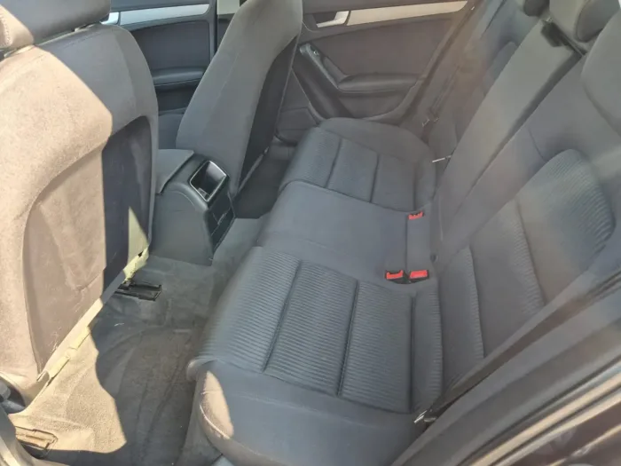 AUDI A4 AVANT 2.0 tdi Ambiente 143cv multitronic - immagine 9