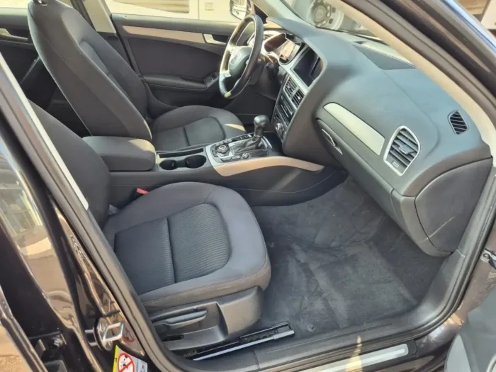 AUDI A4 AVANT 2.0 tdi Ambiente 143cv multitronic - immagine 8
