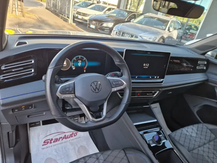 VOLKSWAGEN TIGUAN 2.0 tdi R-Line Plus 4motion 193cv dsg - immagine 5