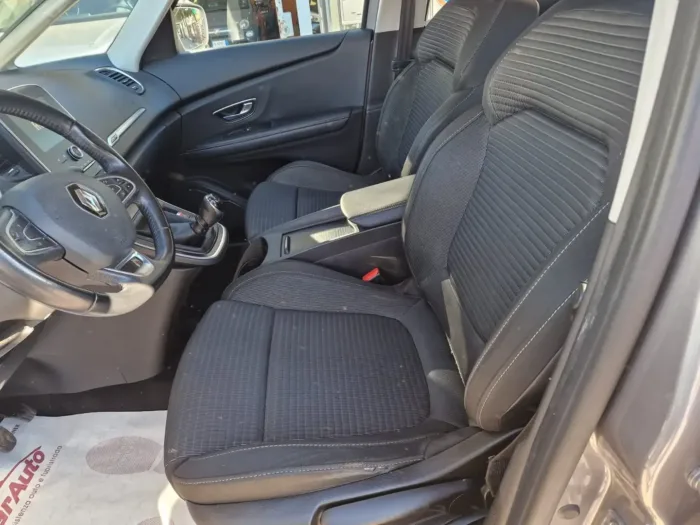 RENAULT SCENIC 1.5 dci energy Business 110cv - immagine 11