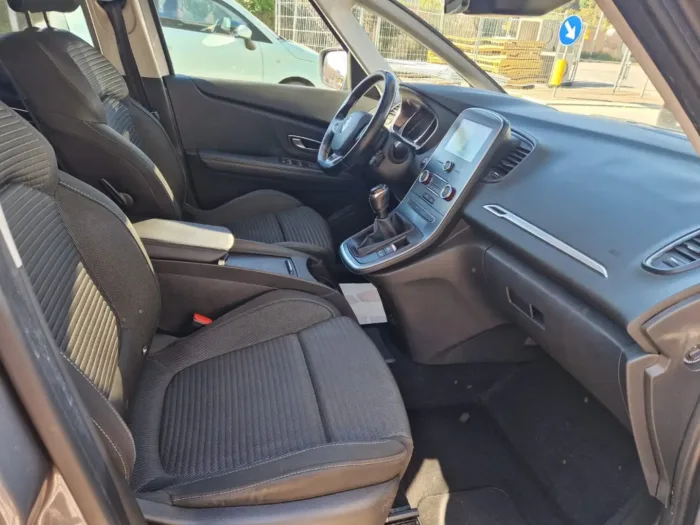 RENAULT SCENIC 1.5 dci energy Business 110cv - immagine 13