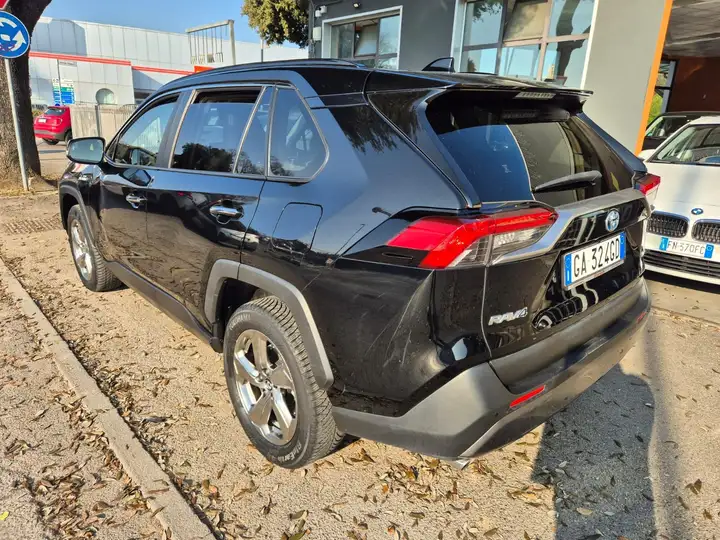 TOYOTA RAV4 2.5 VVT-IE H LOUNGE 2WD 218CV - immagine 3