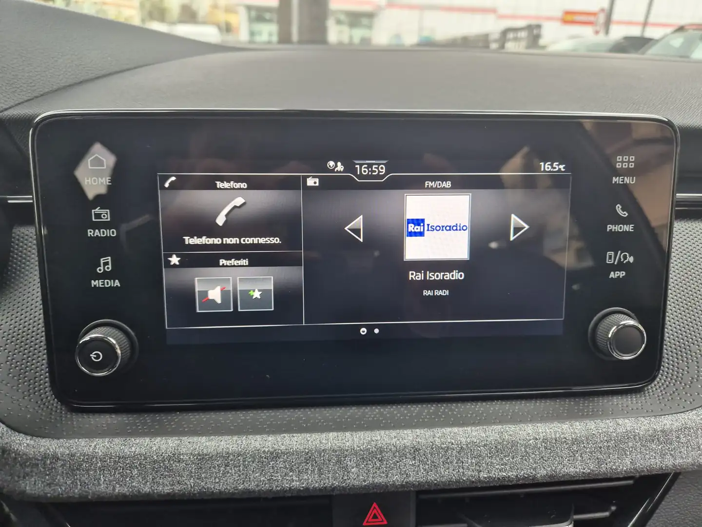 Skoda Kamiq 1.0 tsi Selection 95cv - immagine 11