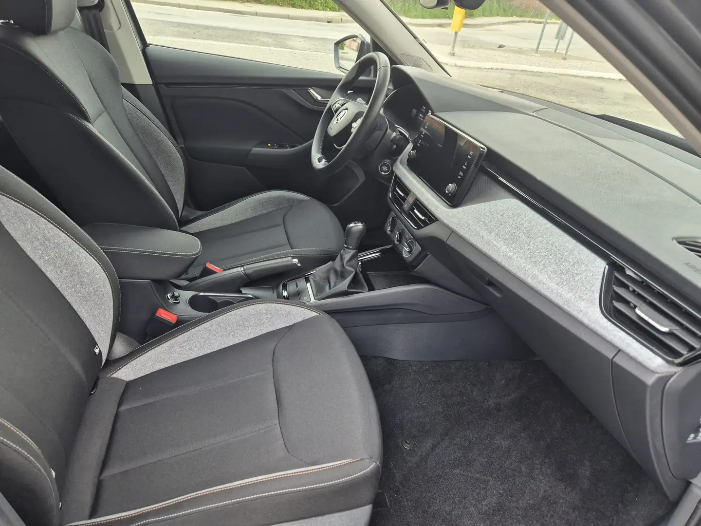 Skoda Kamiq 1.0 tsi Selection 95cv - immagine 13