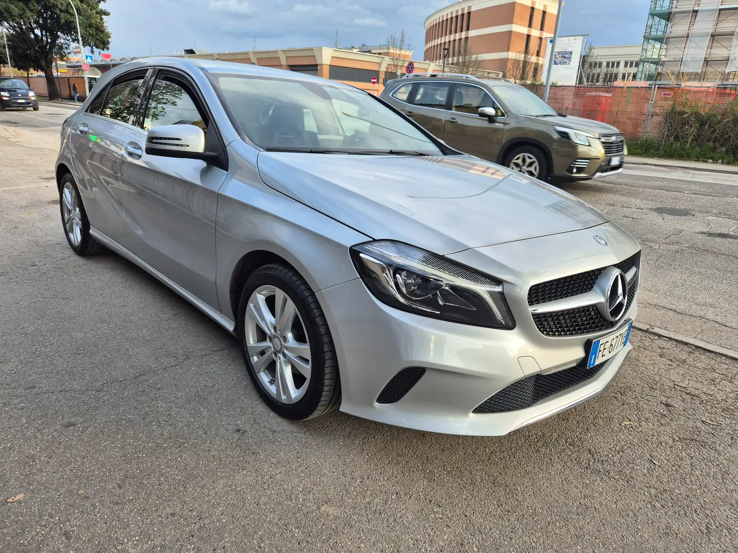 Mercedes-Benz A 180 d Premium my16 - immagine 2