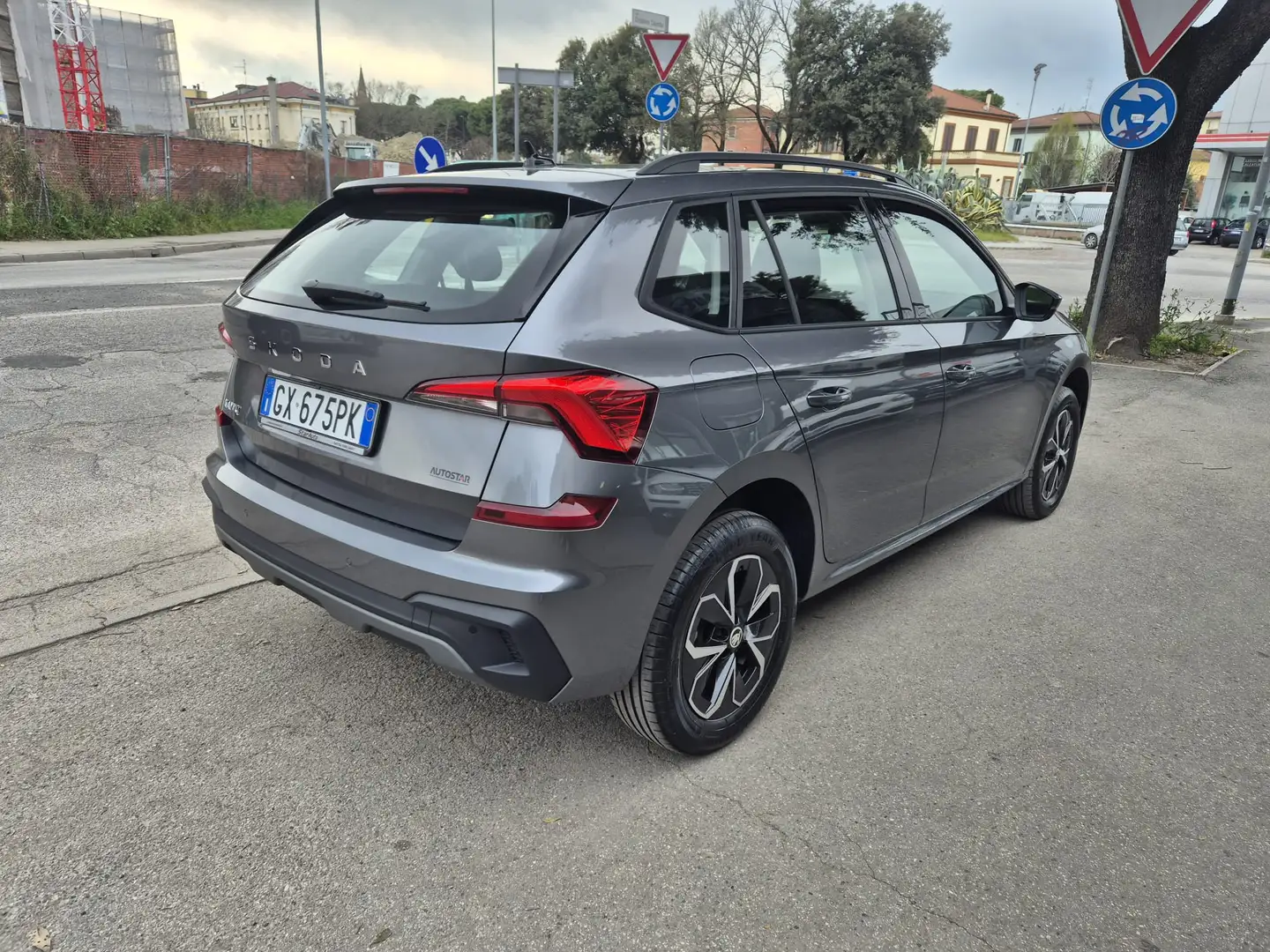 Skoda Kamiq 1.0 tsi Selection 95cv - immagine 3