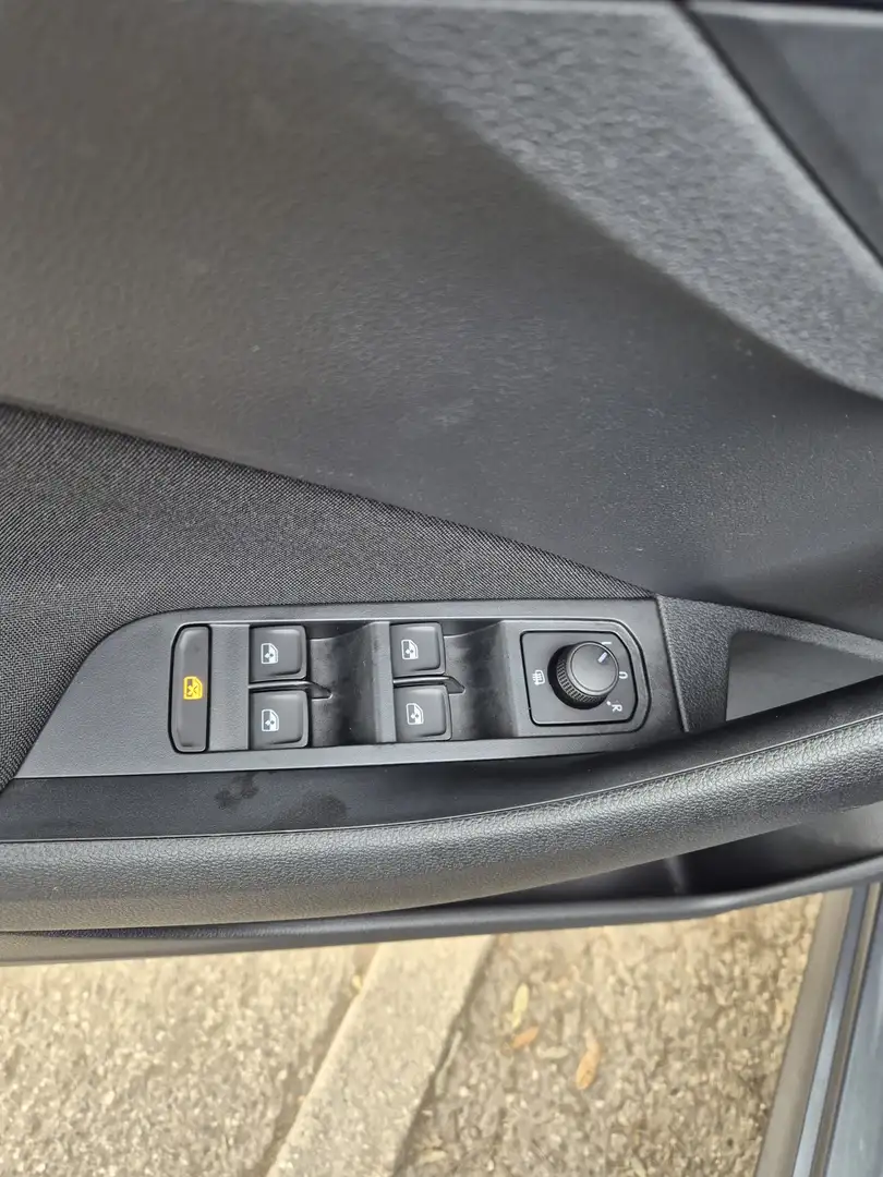 Skoda Kamiq 1.0 tsi Selection 95cv - immagine 7