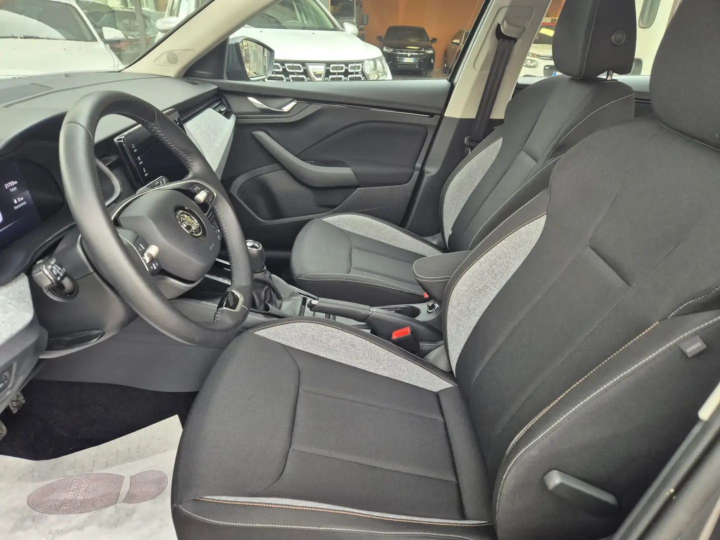 Skoda Kamiq 1.0 tsi Selection 95cv - immagine 9