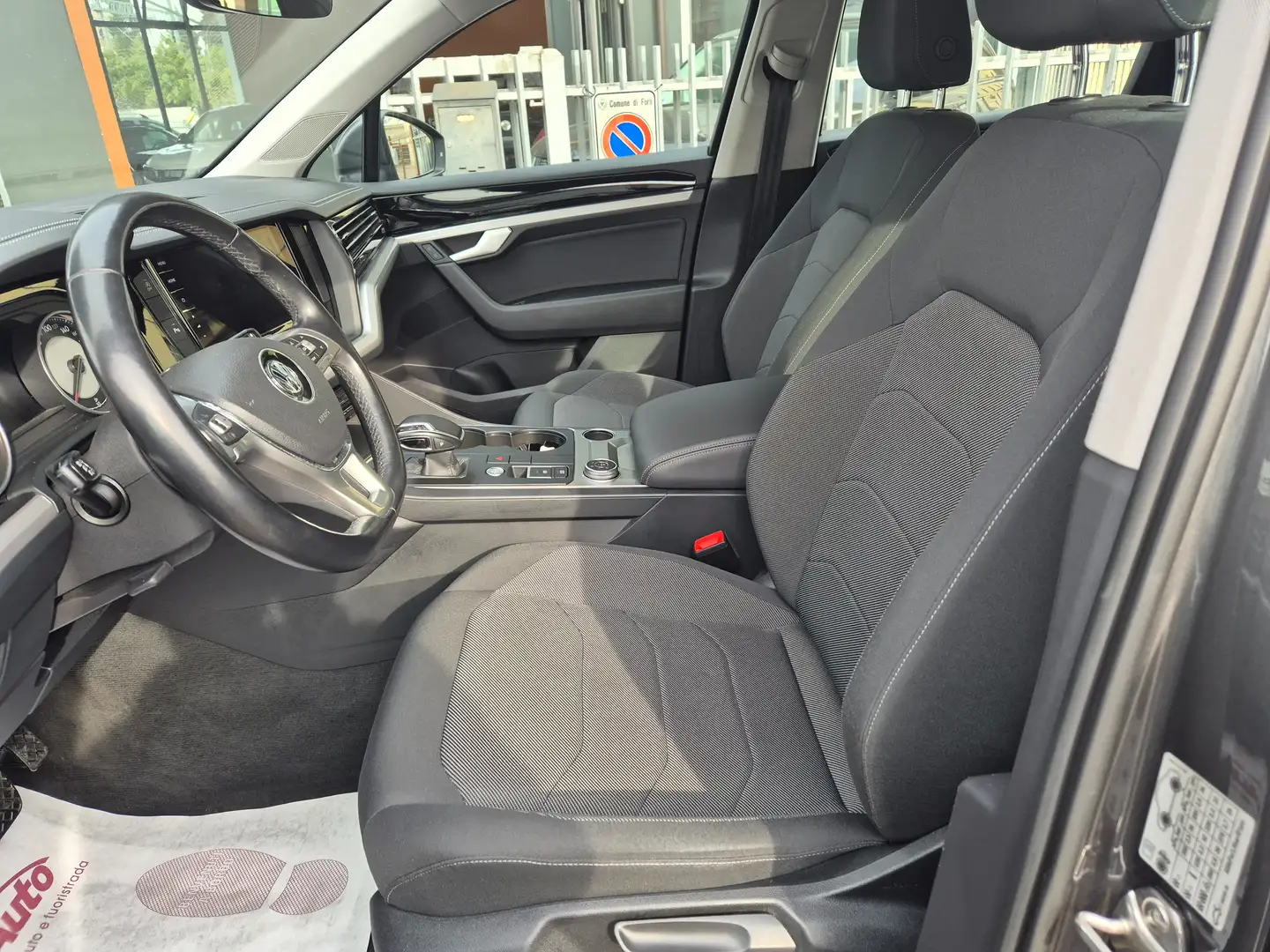 VW TOUAREG 3.0 V6 TDI ELEGANCE 231CV TIPTRONIC - immagine 7