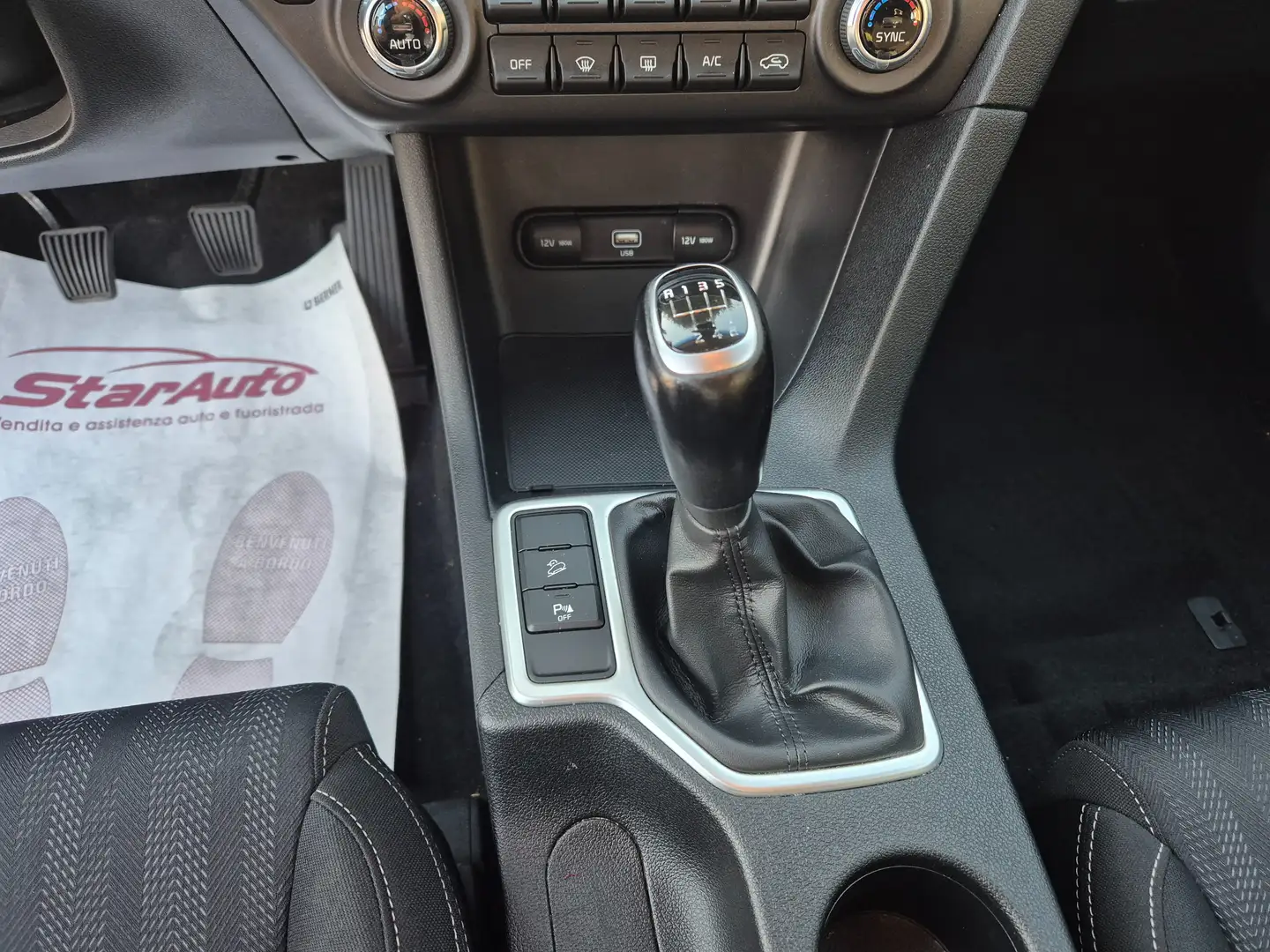 Kia Sportage 1.6 crdi Business Class 2wd 115cv N1 AUTOCARRO - immagine 10