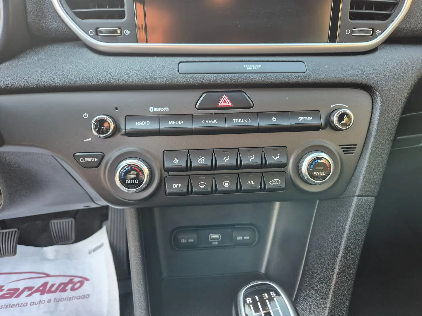 Kia Sportage 1.6 crdi Business Class 2wd 115cv N1 AUTOCARRO - immagine 11