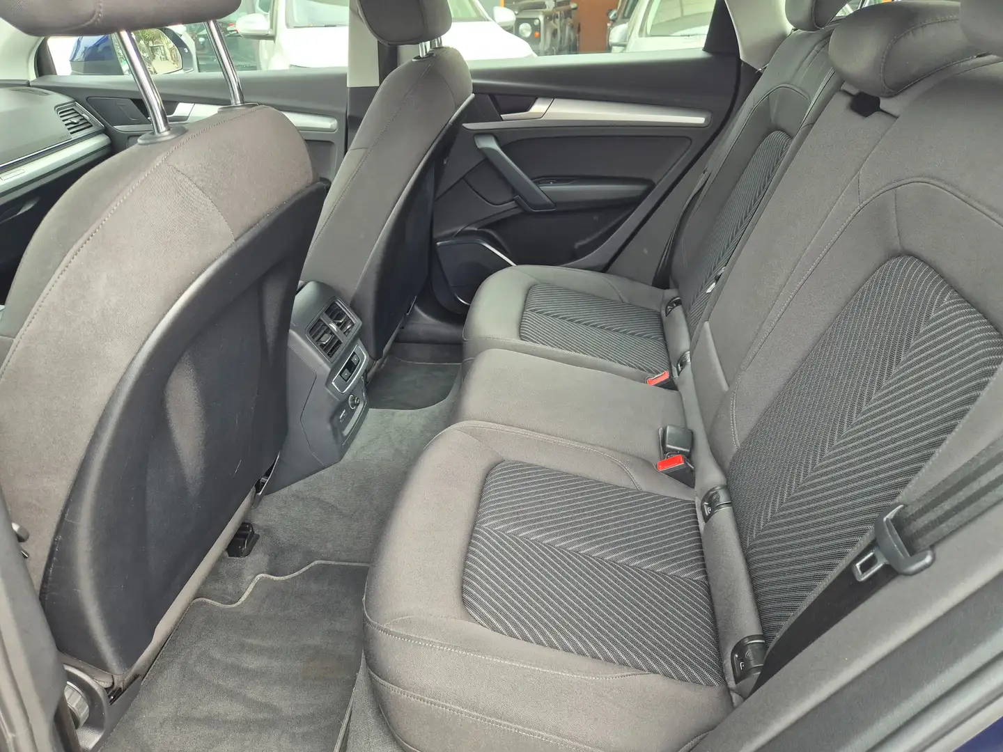 Audi Q5 Sportback 40 2.0 tdi mhev 12V Business Advanced quattro s-tronic - immagine 12