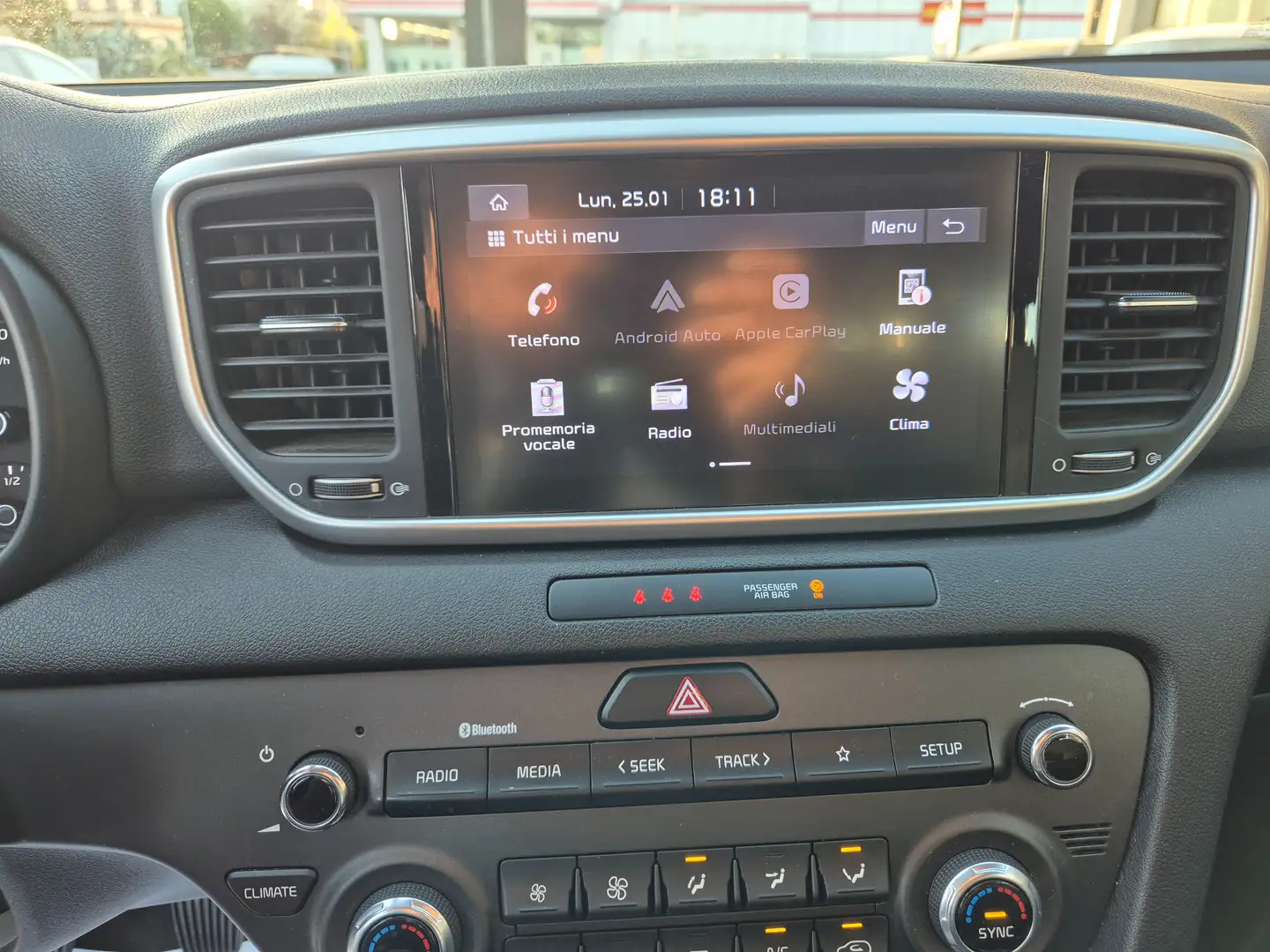 Kia Sportage 1.6 crdi Business Class 2wd 115cv N1 AUTOCARRO - immagine 12