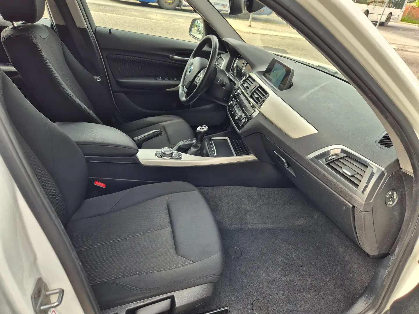 BMW 116i Advantage 5p - immagine 14