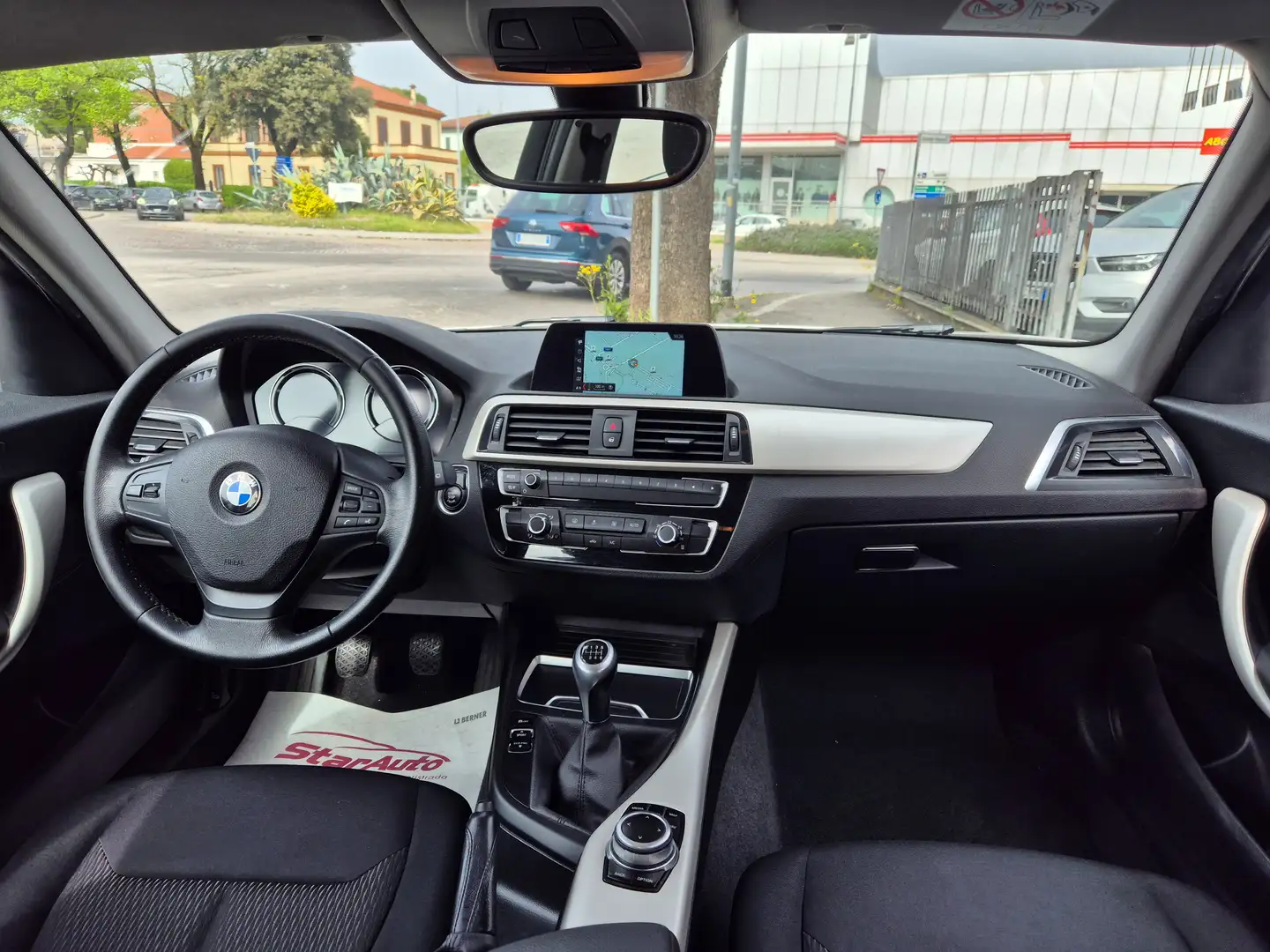BMW 116i Advantage 5p - immagine 15