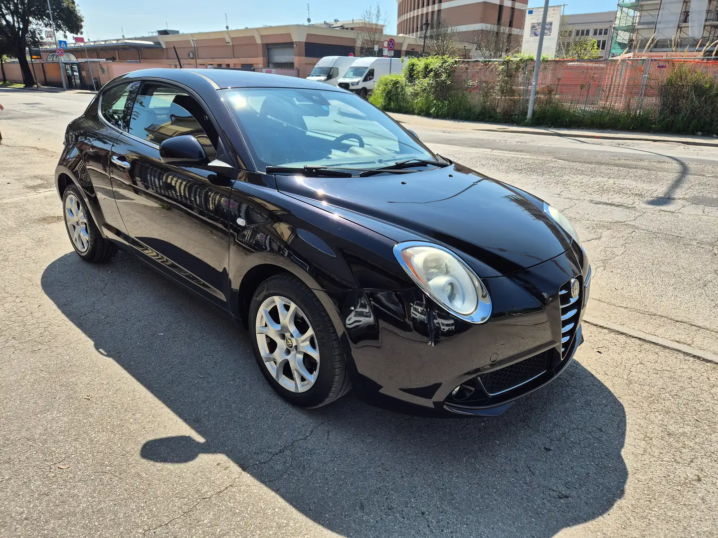 Alfa Romeo MiTo 1.4 tb Distinctive 120cv - immagine 2