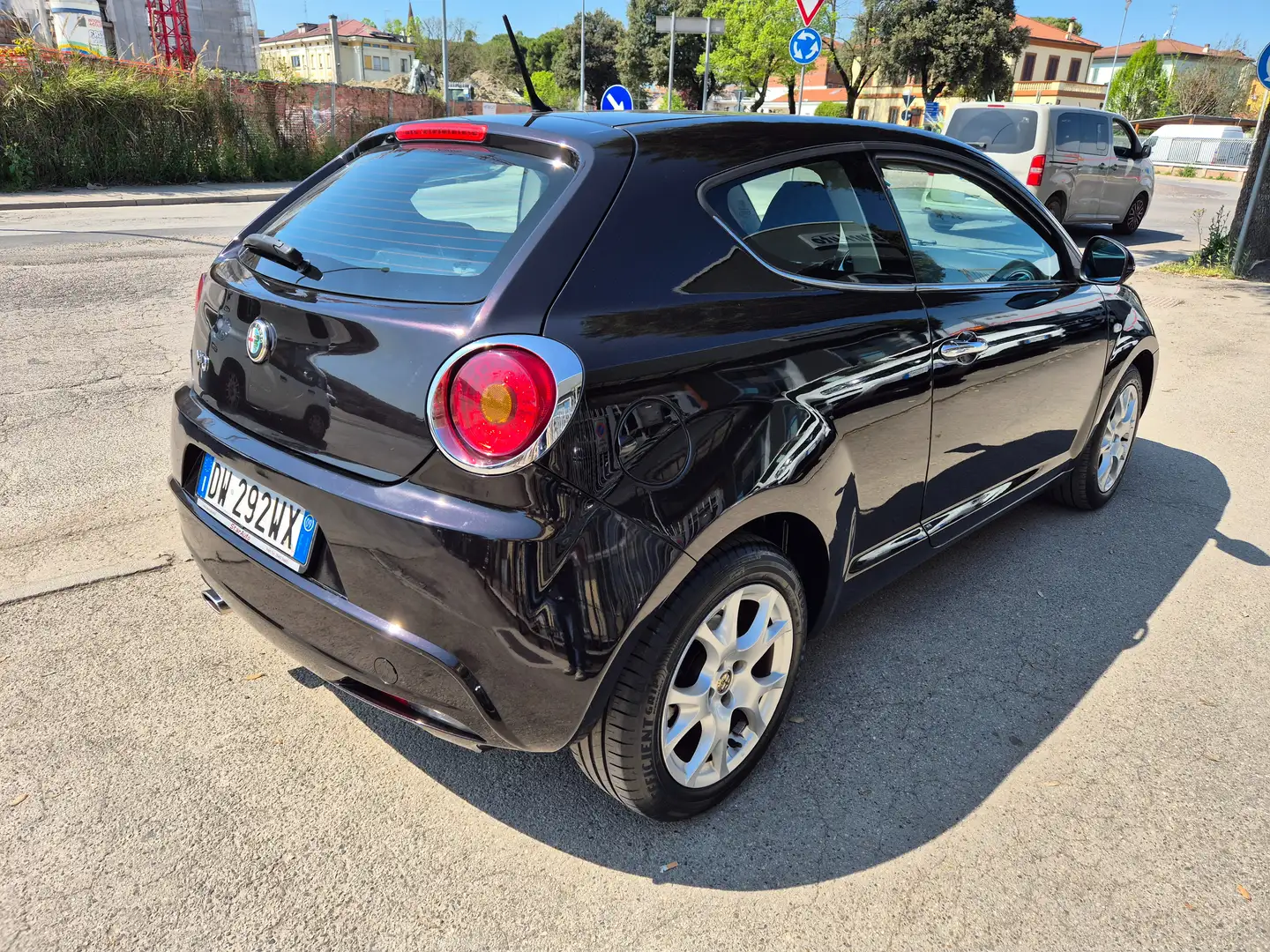 Alfa Romeo MiTo 1.4 tb Distinctive 120cv - immagine 4