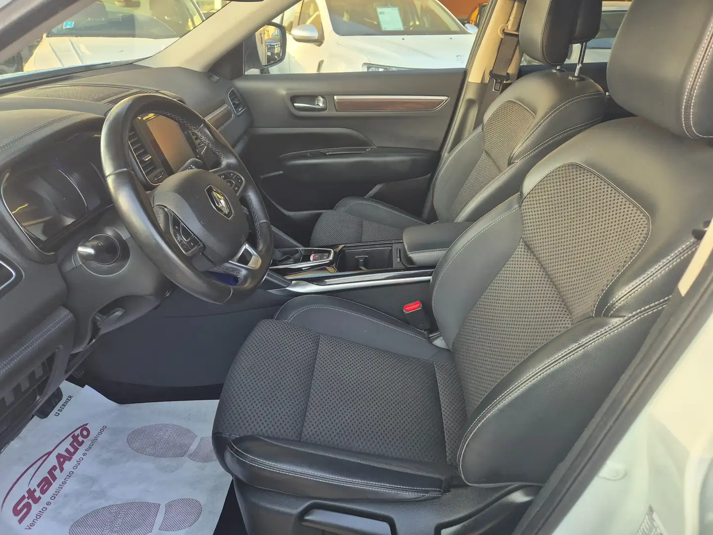 Renault Koleos 2.0 dci Intens 175cv x-tronic - immagine 11