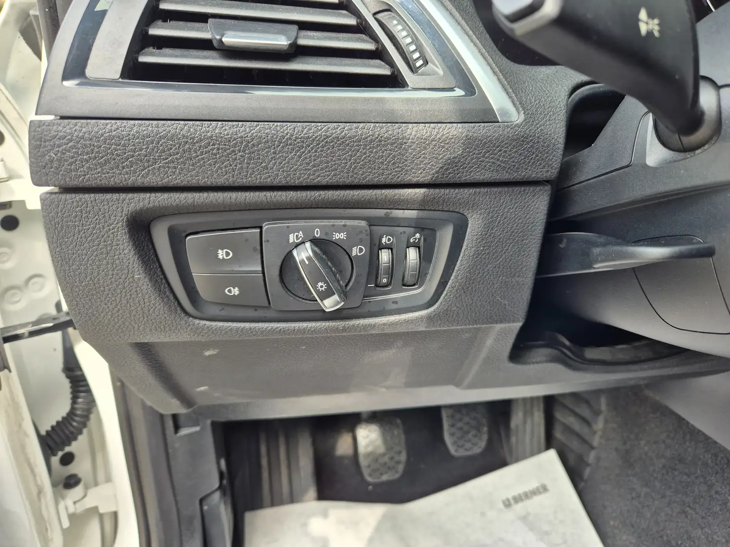 BMW 116i Advantage 5p - immagine 8