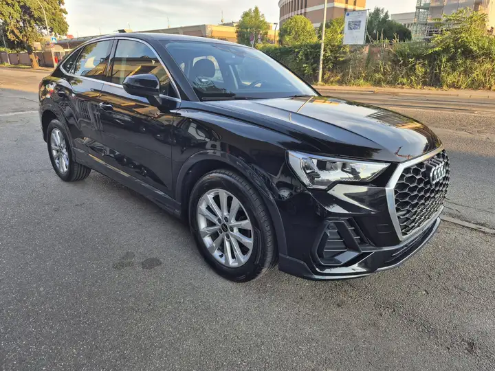 Audi Q3 Sportback 35 1.5 tfsi s-tronic - immagine 2