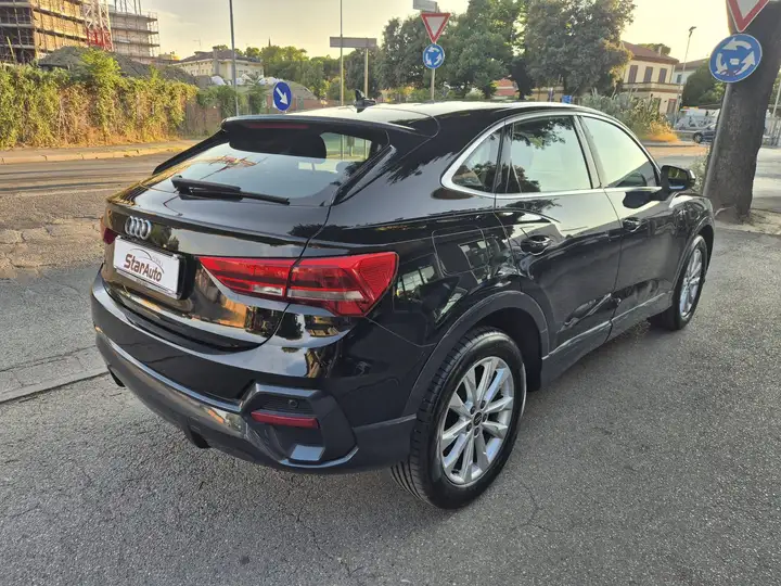 Audi Q3 Sportback 35 1.5 tfsi s-tronic - immagine 4