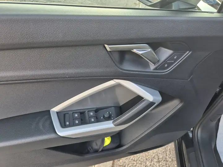 Audi Q3 Sportback 35 1.5 tfsi s-tronic - immagine 8
