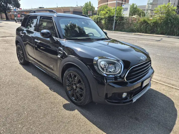 Mini Countryman 2.0 Cooper D Boost all4 auto my18 - immagine 2