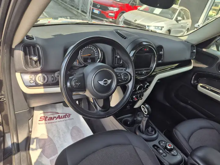 Mini Countryman 2.0 Cooper D Boost all4 auto my18 - immagine 6