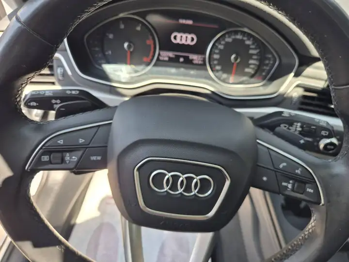 Audi A4 Avant 35 2.0 tdi mhev Business 163cv s-tronic - immagine 9