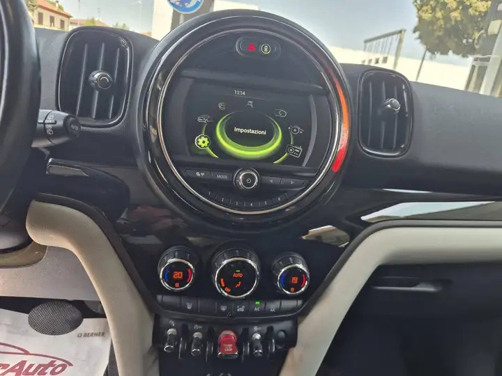 Mini Countryman 2.0 Cooper D Boost all4 auto my18 - immagine 9